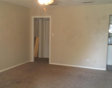 910 Westmoreland Street - Photo Thumbnail 11