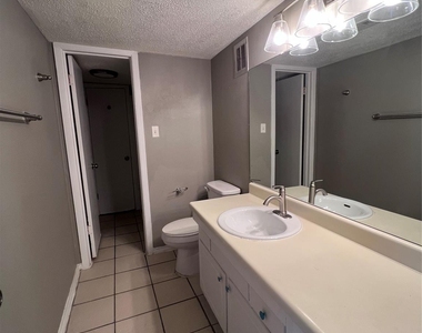 5604 Boca Raton Boulevard - Photo Thumbnail 11