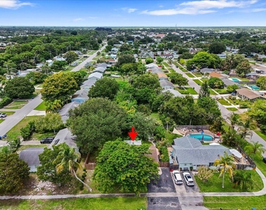 710 Cree Street - Photo Thumbnail 21