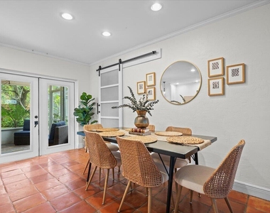 710 Cree Street - Photo Thumbnail 4