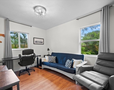 710 Cree Street - Photo Thumbnail 14