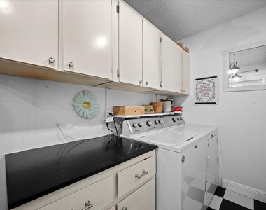 710 Cree Street - Photo Thumbnail 15