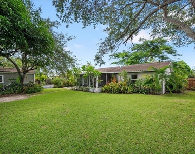 710 Cree Street - Photo Thumbnail 19