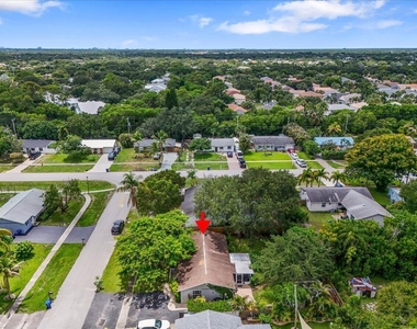 710 Cree Street - Photo Thumbnail 22