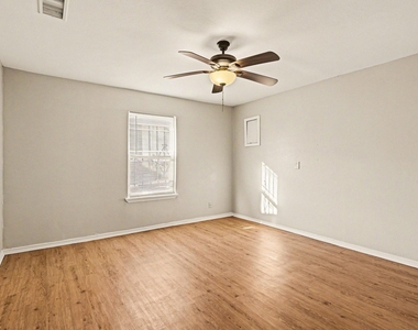 3720 Stanley Avenue - Photo Thumbnail 22