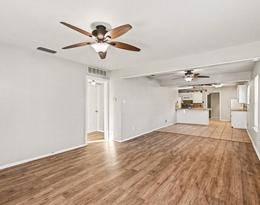3720 Stanley Avenue - Photo Thumbnail 3