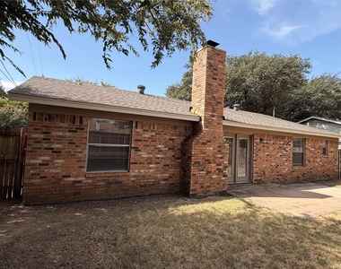 6605 Kitty Drive - Photo Thumbnail 15