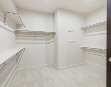 2600 W 7th Street - Photo Thumbnail 14