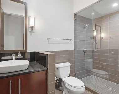 2600 W 7th Street - Photo Thumbnail 8