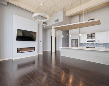 2600 W 7th Street - Photo Thumbnail 21