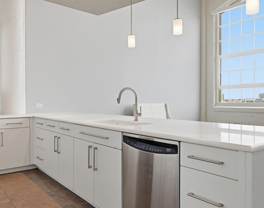 2600 W 7th Street - Photo Thumbnail 18