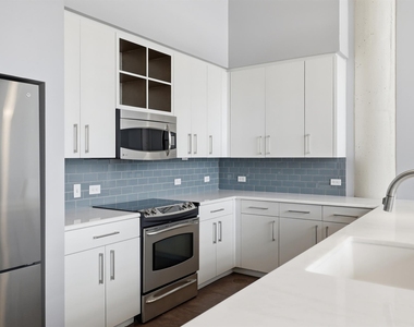 2600 W 7th Street - Photo Thumbnail 19