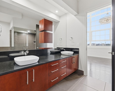 2600 W 7th Street - Photo Thumbnail 26