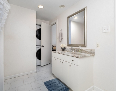 4111 Cole Avenue - Photo Thumbnail 20