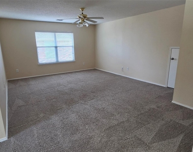 2820 Deer Ridge Drive - Photo Thumbnail 18