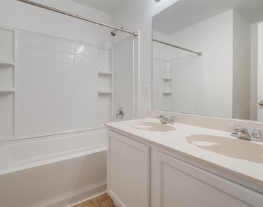 2901 Saddle Drive - Photo Thumbnail 21