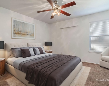 2901 Saddle Drive - Photo Thumbnail 22