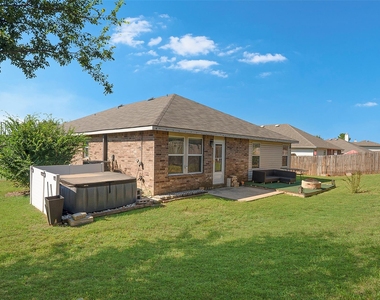 2901 Saddle Drive - Photo Thumbnail 25