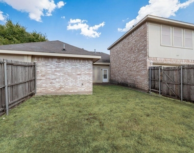 1557 Aberdeen Drive - Photo Thumbnail 20