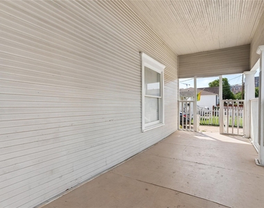 4112 Congress Avenue - Photo Thumbnail 6