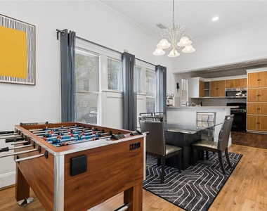 4112 Congress Avenue - Photo Thumbnail 9