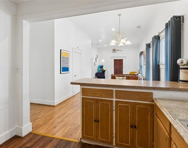 4112 Congress Avenue - Photo Thumbnail 16