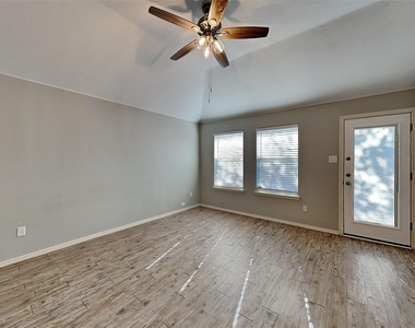 11828 Cottontail Drive - Photo Thumbnail 2
