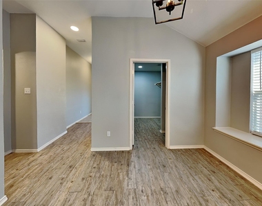 11828 Cottontail Drive - Photo Thumbnail 5
