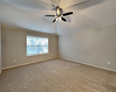 11828 Cottontail Drive - Photo Thumbnail 6