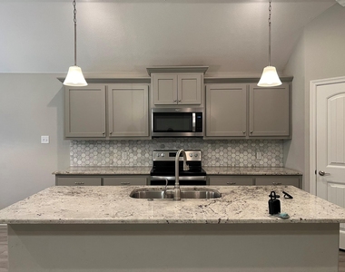 149 Frank Street - Photo Thumbnail 19