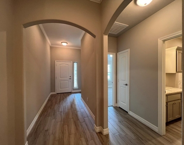 149 Frank Street - Photo Thumbnail 8