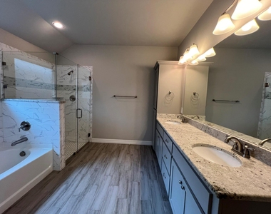 149 Frank Street - Photo Thumbnail 29
