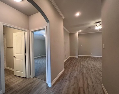 149 Frank Street - Photo Thumbnail 2