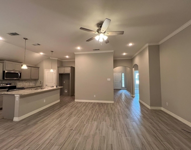 149 Frank Street - Photo Thumbnail 11