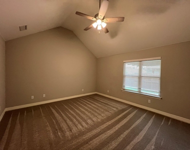 149 Frank Street - Photo Thumbnail 26