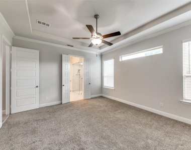 4592 Refugio Drive - Photo Thumbnail 22