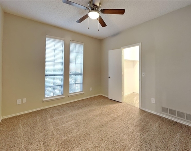 3252 Sugarbush Drive - Photo Thumbnail 15