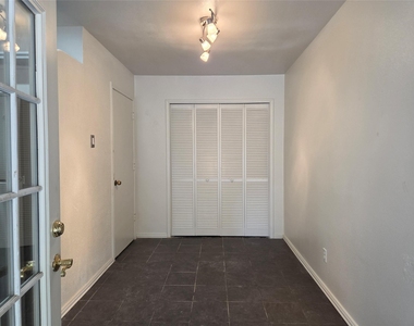 5102 Preston Trail - Photo Thumbnail 6
