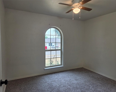 5102 Preston Trail - Photo Thumbnail 18