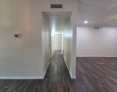 5102 Preston Trail - Photo Thumbnail 13