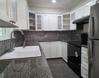 5102 Preston Trail - Photo Thumbnail 4