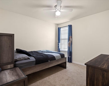 1604 Blue Jay Drive - Photo Thumbnail 30