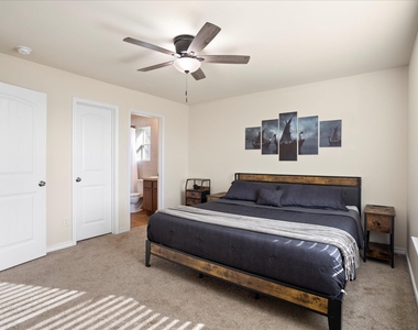 1604 Blue Jay Drive - Photo Thumbnail 12