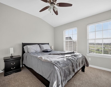 7880 Oxer Drive - Photo Thumbnail 27