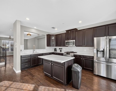 7880 Oxer Drive - Photo Thumbnail 1