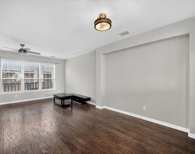 7880 Oxer Drive - Photo Thumbnail 8