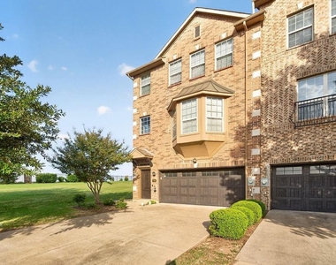 7880 Oxer Drive - Photo Thumbnail 34
