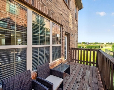 7880 Oxer Drive - Photo Thumbnail 33