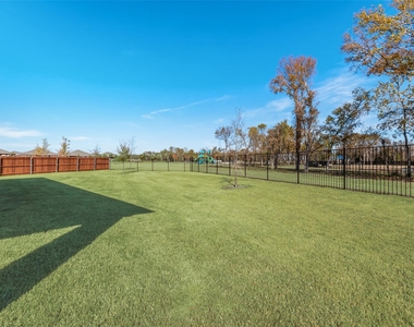 1532 Ruby Jewel Lane - Photo Thumbnail 19