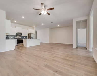 1532 Ruby Jewel Lane - Photo Thumbnail 7